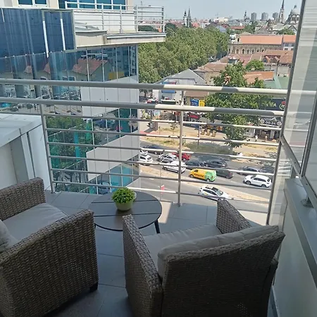 Apartment Alacaster B