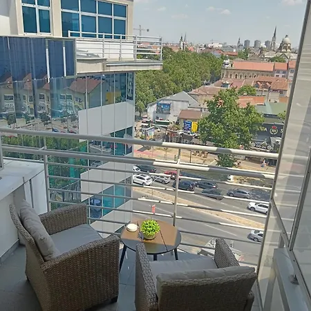 Alacaster B Appartamento Novi Sad